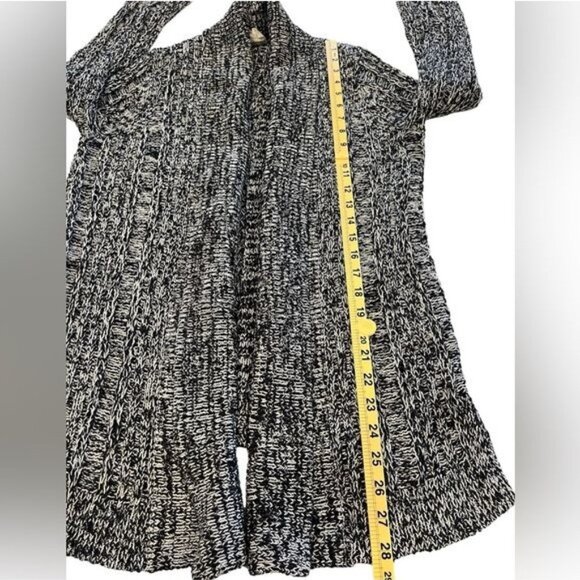 Anthropologie Long Oversized Knit Cardigan Black White Relaxed Fit Size Small - Picture 7 of 9